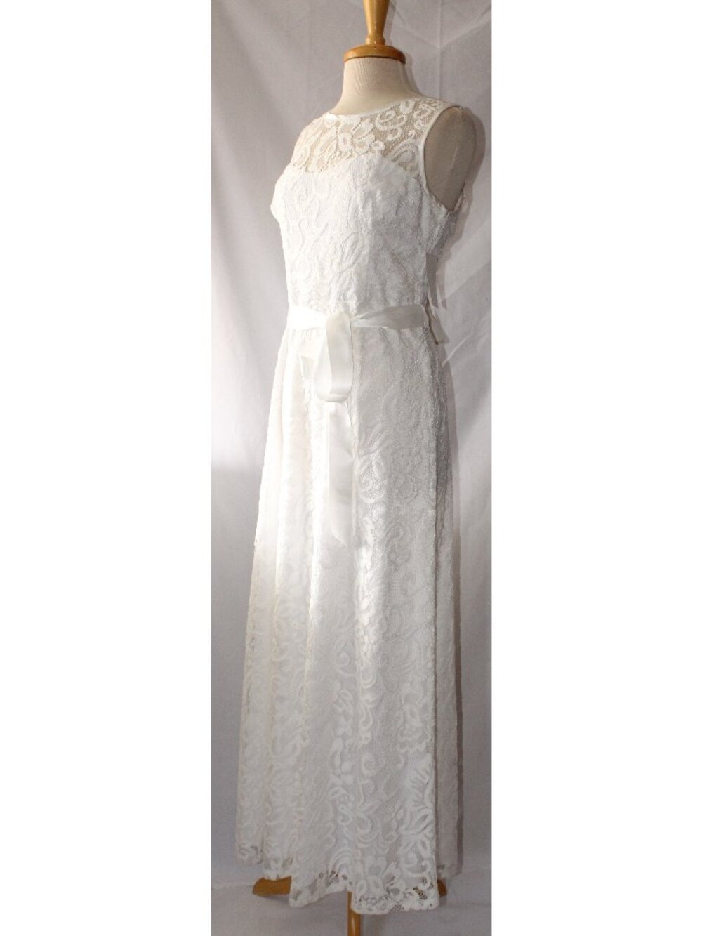 NWOT Sally #8749 Floor Length Stretch Lace Gown-Size XL-OFF WHITE